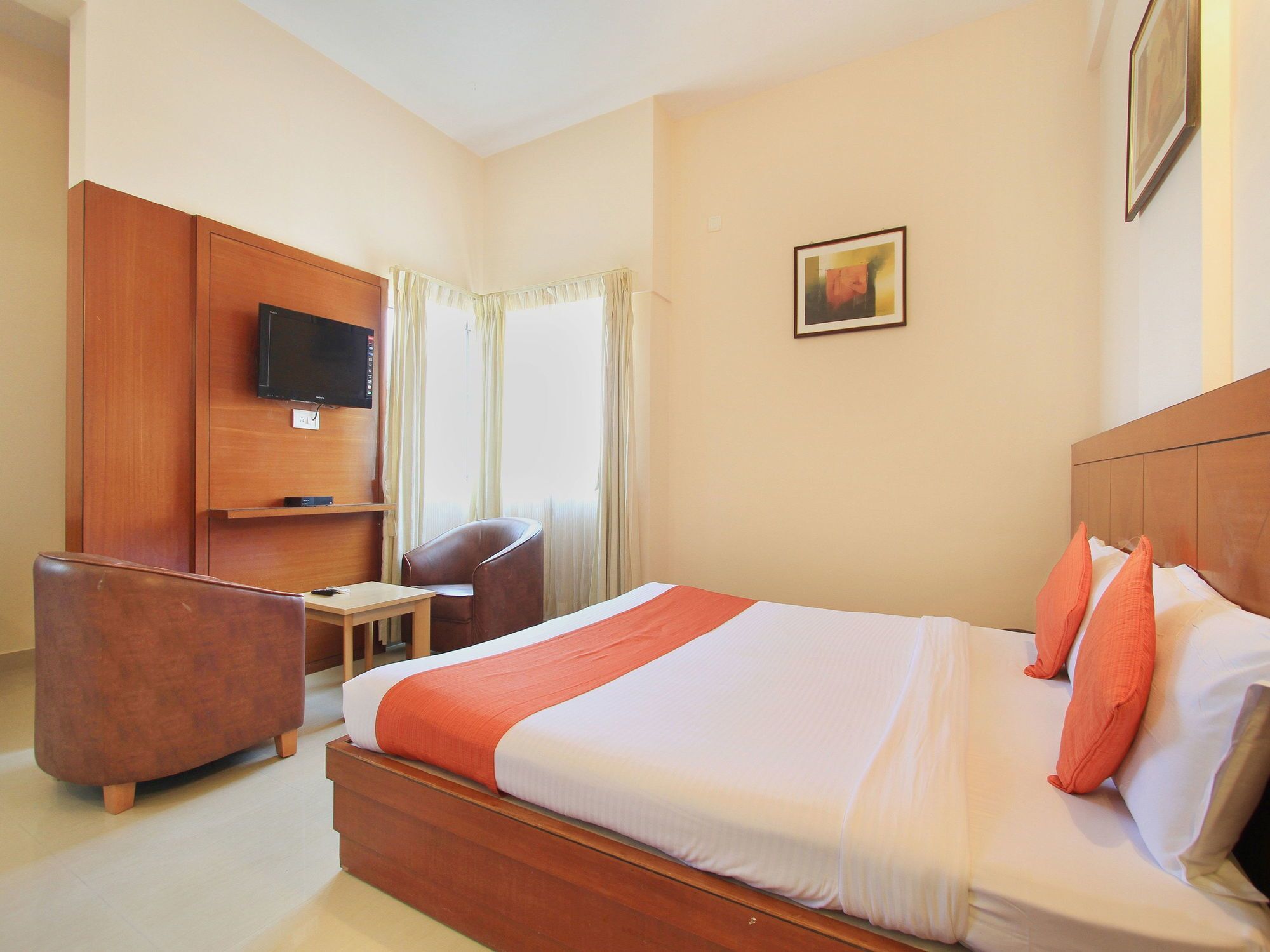 Hotel Stay By The Way Mysore Bagian luar foto